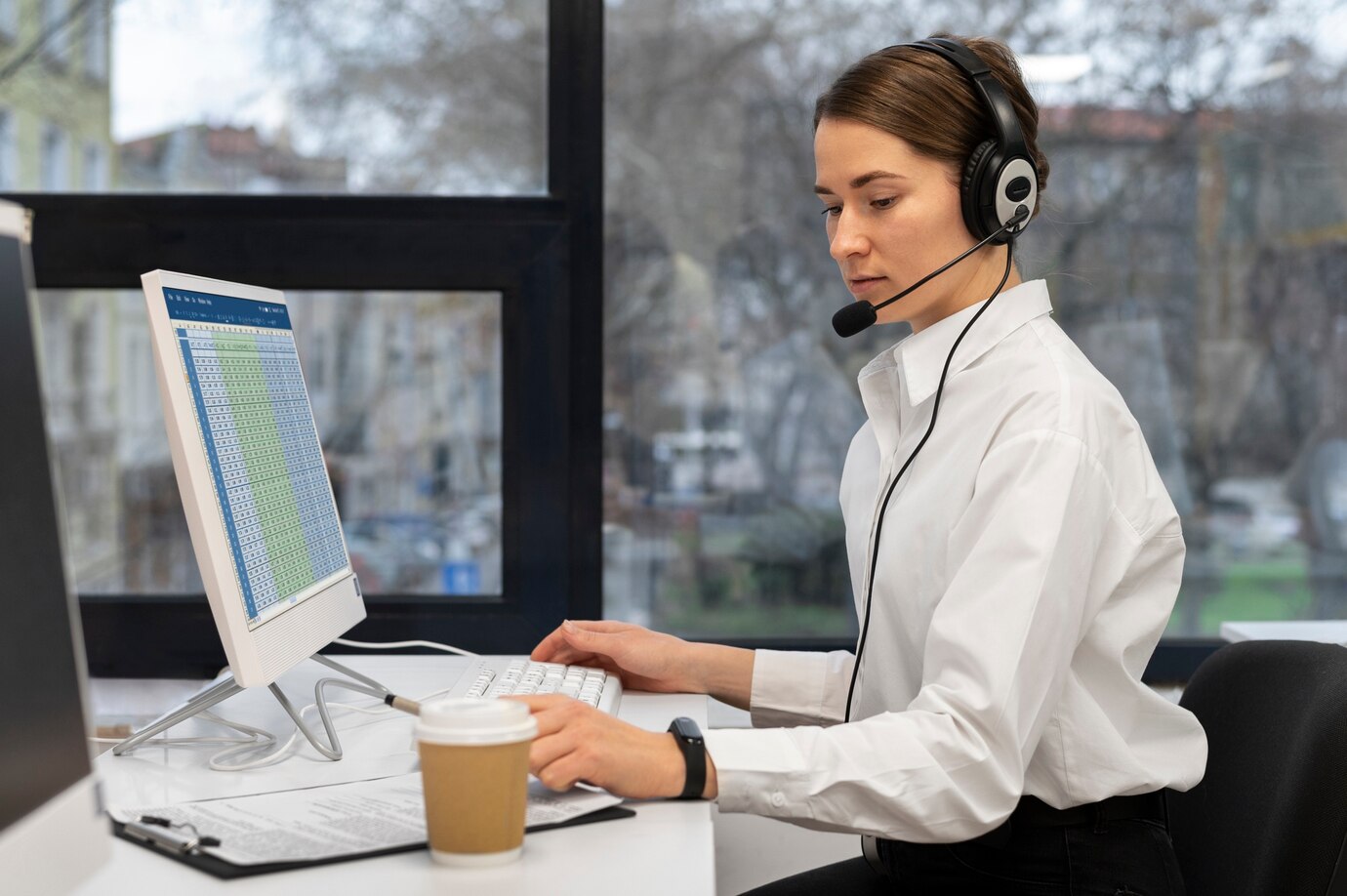 Best Cloud-Based Call Center Software for 2025